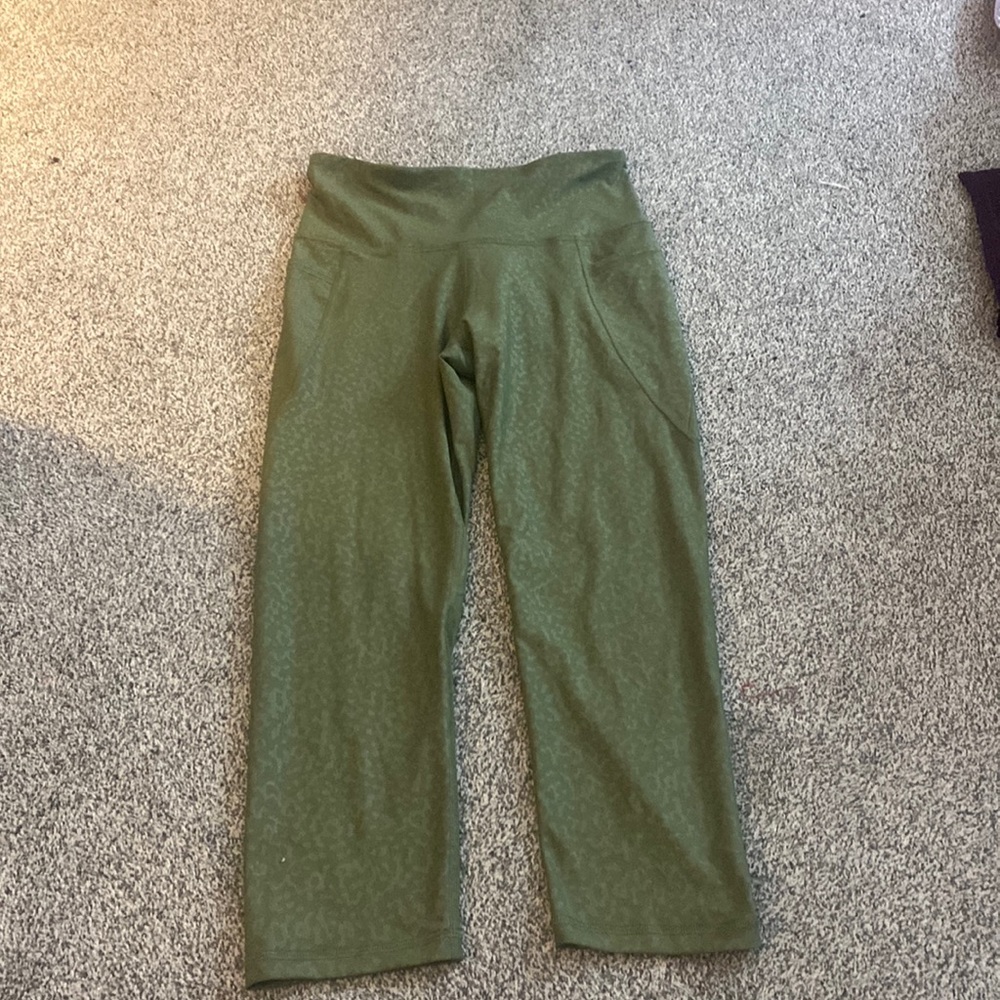 Green Cheetah Print Capri Legging + Pockets